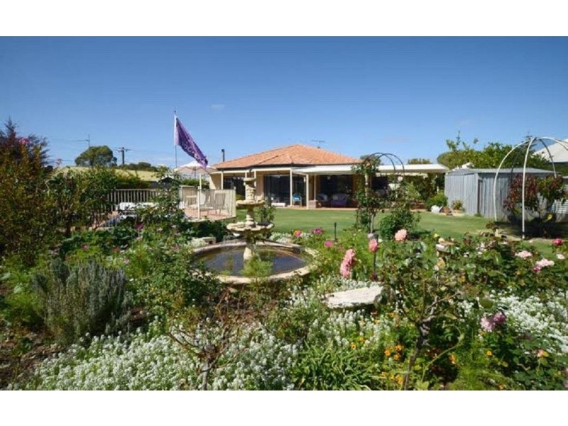 3 Seattle Court, Quindalup WA 6281