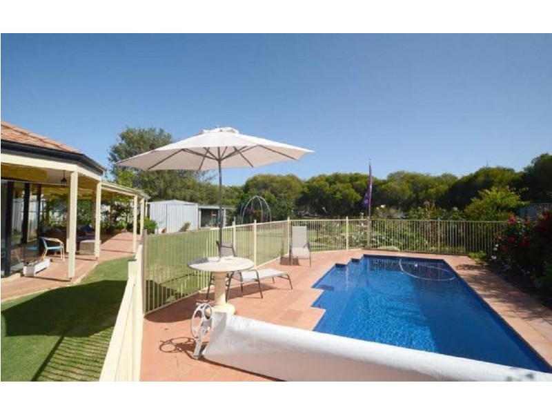 3 Seattle Court, Quindalup WA 6281