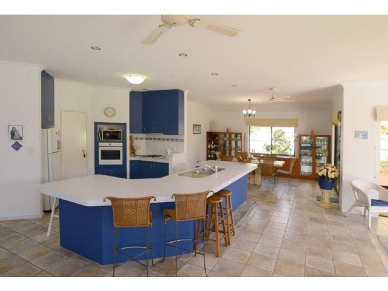 3 Seattle Court, Quindalup WA 6281