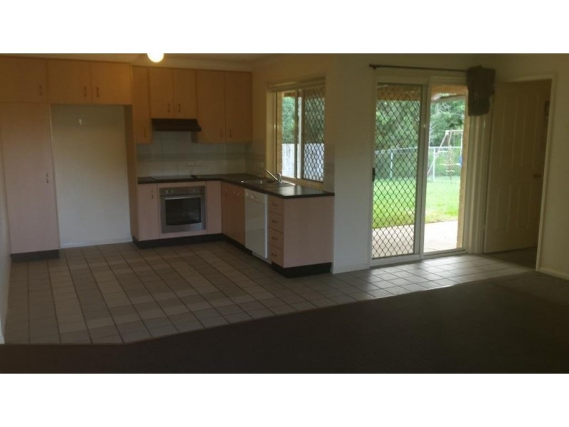 19 Dorset Drive, Caboolture South QLD 4510