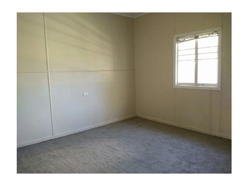 18 Shell Street, Caboolture QLD 4510