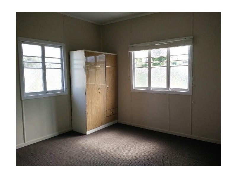 18 Shell Street, Caboolture QLD 4510