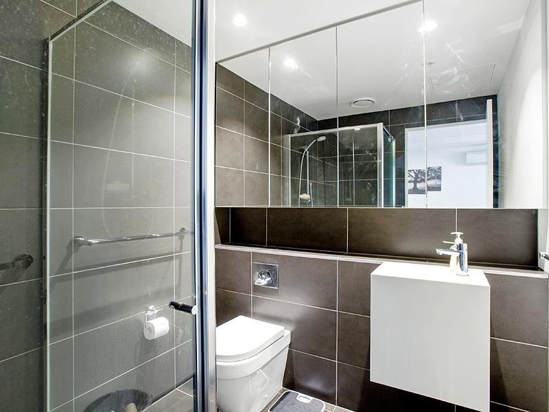 B111  8 Grosvenor Street, Abbotsford VIC 3067