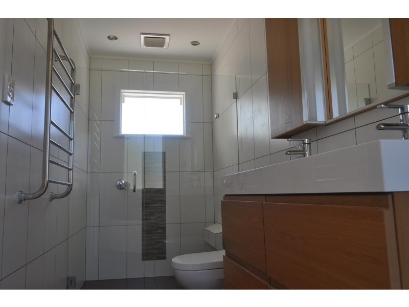 15B St Albans Road, Nollamara WA 6061