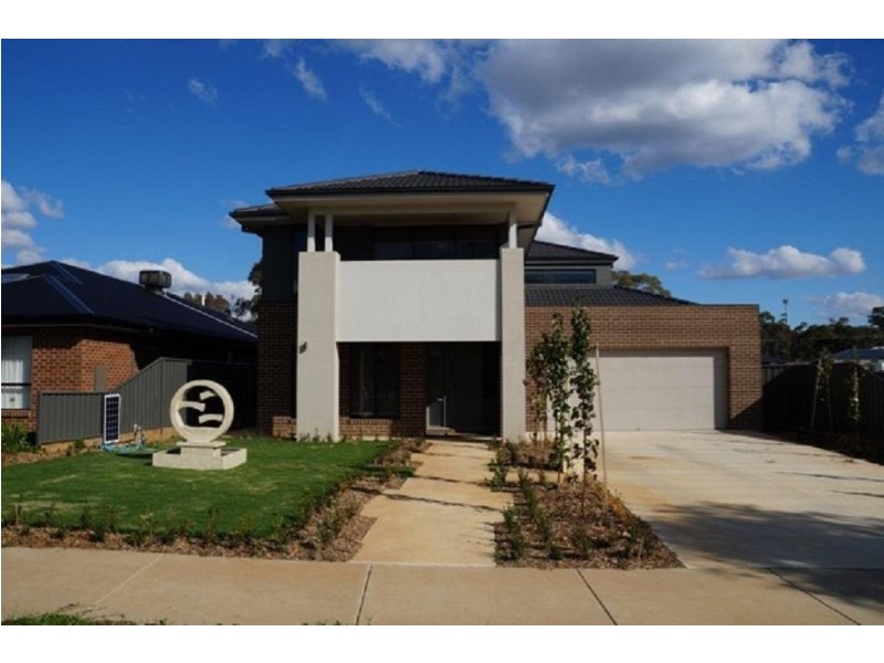 33 Swanson Boulevard, Strathfieldsaye VIC 3551