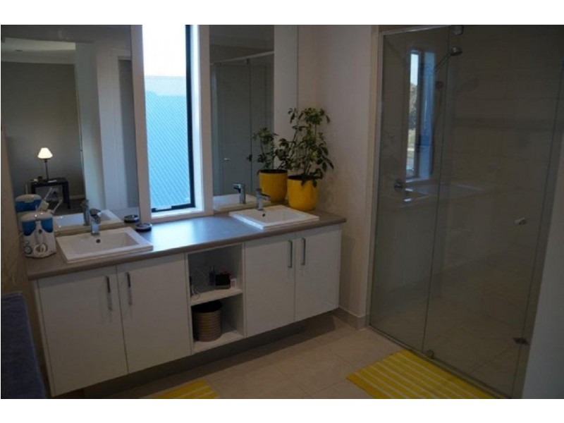 33 Swanson Boulevard, Strathfieldsaye VIC 3551