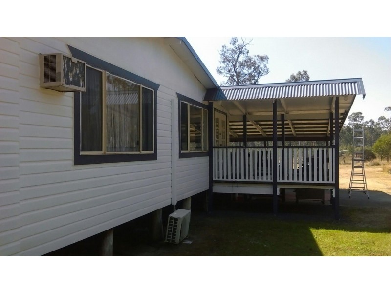 23 Collins Street, Mount Lofty QLD 4350
