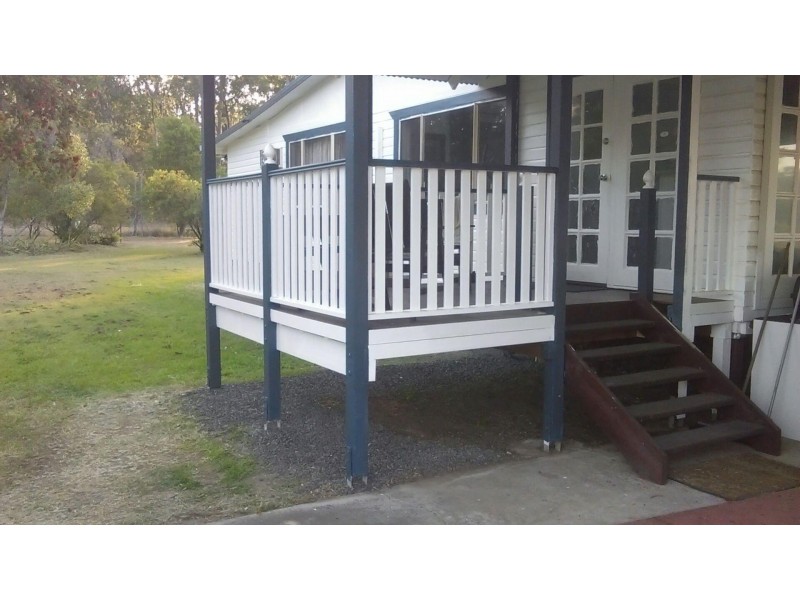 23 Collins Street, Mount Lofty QLD 4350