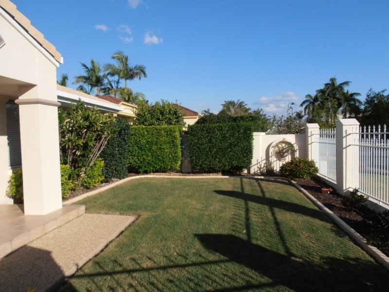 18 Christa Way, Benowa Waters QLD 4217