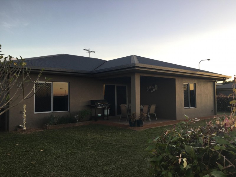 25 Neal Street, Atherton QLD 4883