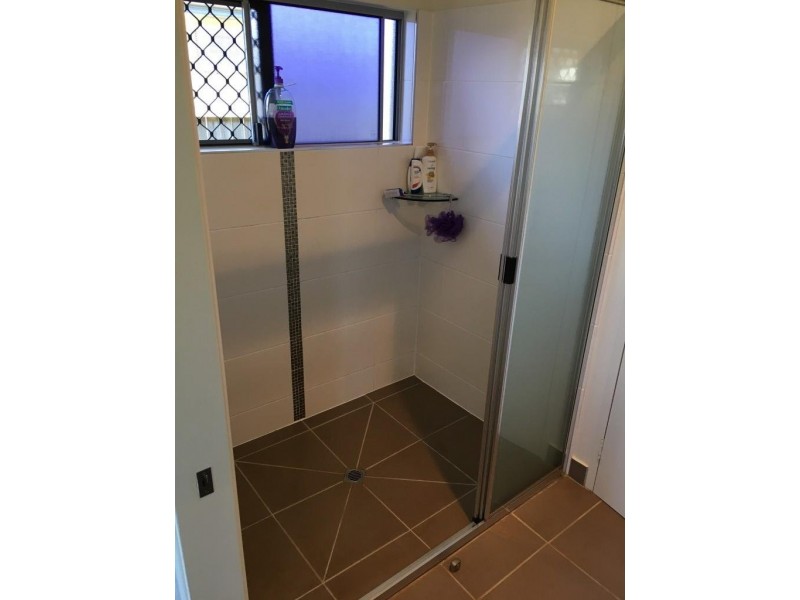 25 Neal Street, Atherton QLD 4883