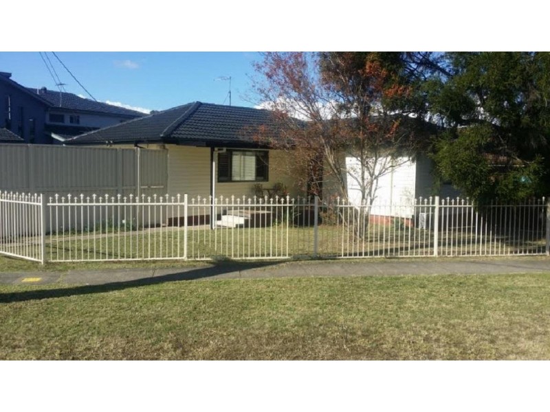 * Ellam Drive, Seven Hills NSW 2147