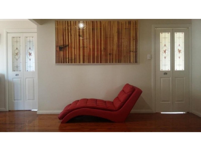 * Ellam Drive, Seven Hills NSW 2147