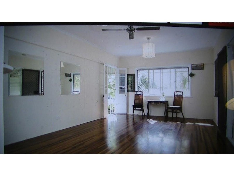 35 East Street, Scarness QLD 4655