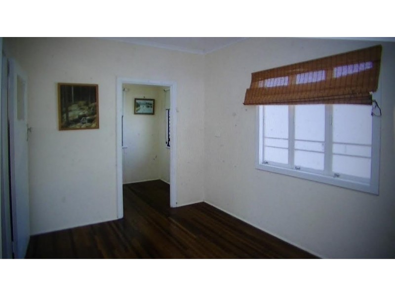 35 East Street, Scarness QLD 4655