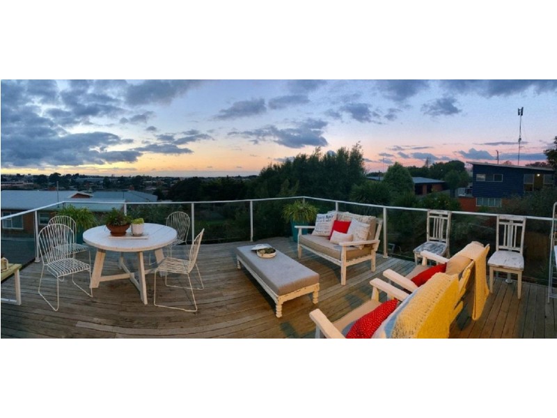 2 Croft Avenue, Devonport TAS 7310
