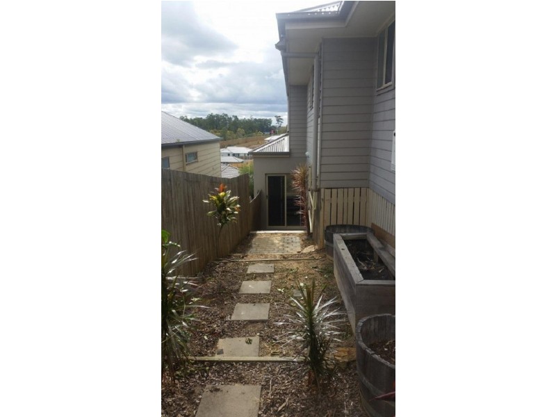 10 Horizon Drive, Springfield Lakes QLD 4300