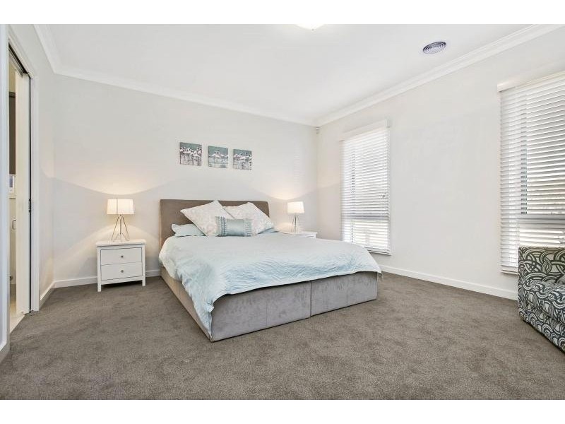 26 Weeks Road, Ascot VIC 3551