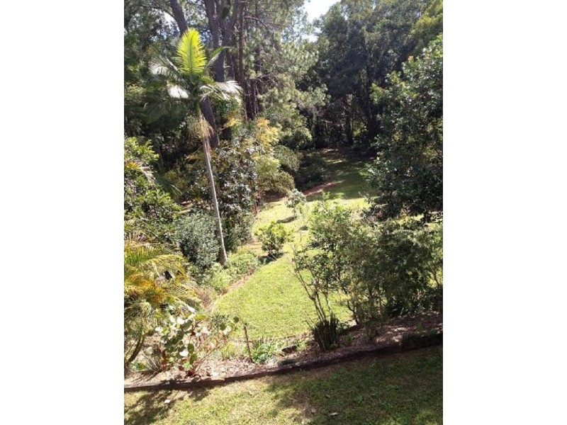 12 Pine Street, Pomona QLD 4568