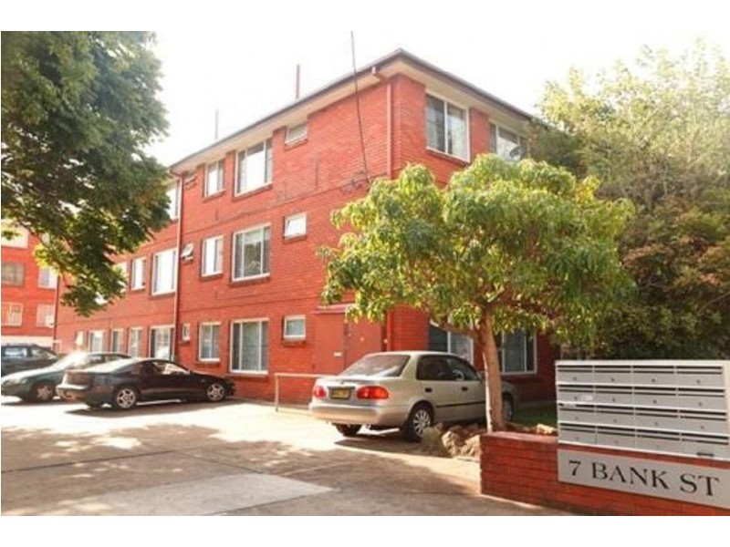7/7A Bank Street, Meadowbank NSW 2114
