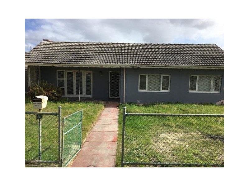 15 Noongah Street, Nollamara WA 6061