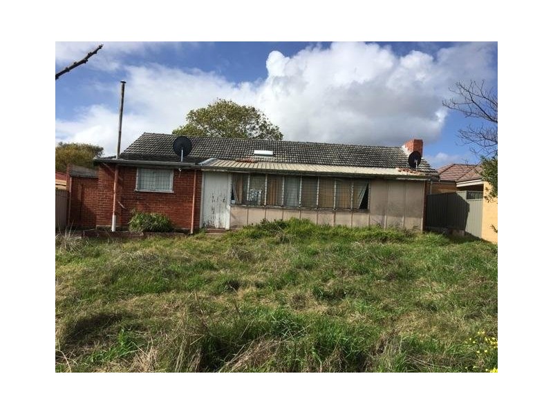 15 Noongah Street, Nollamara WA 6061