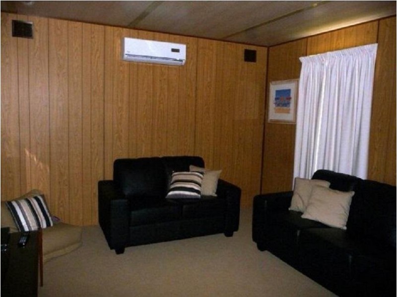 6 Young Street, Port Elliot SA 5212