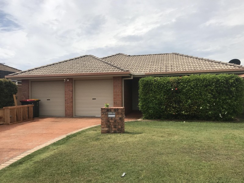 8 Hyndes Street, Wakerley QLD 4154