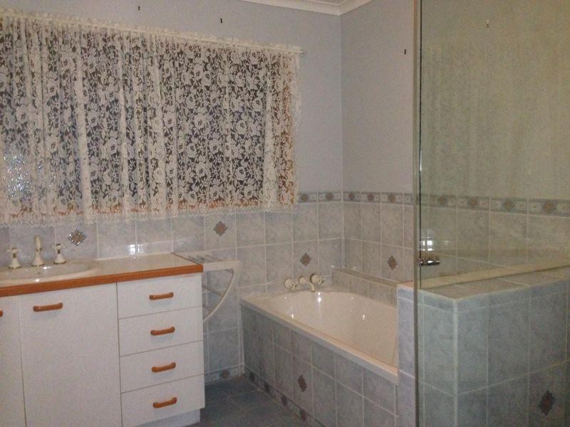 7 Sovereign Court, Birkdale QLD 4159