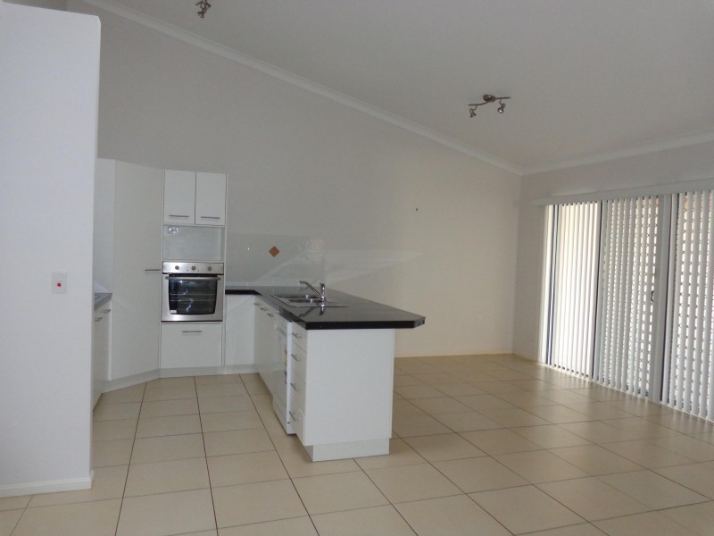 2/44 South Street, Cleveland QLD 4163