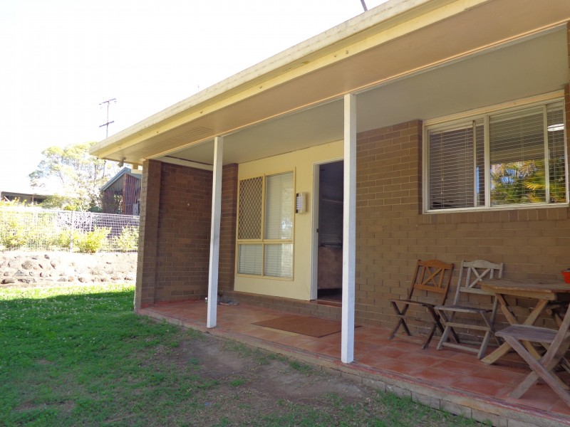 4 Christopher Street, Redland Bay QLD 4165