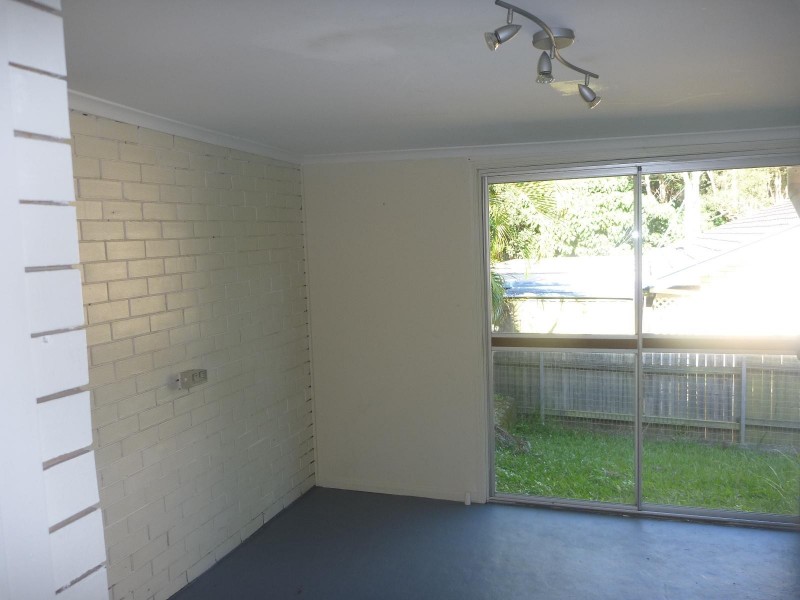 4 Christopher Street, Redland Bay QLD 4165