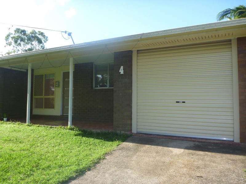 4 Christopher Street, Redland Bay QLD 4165