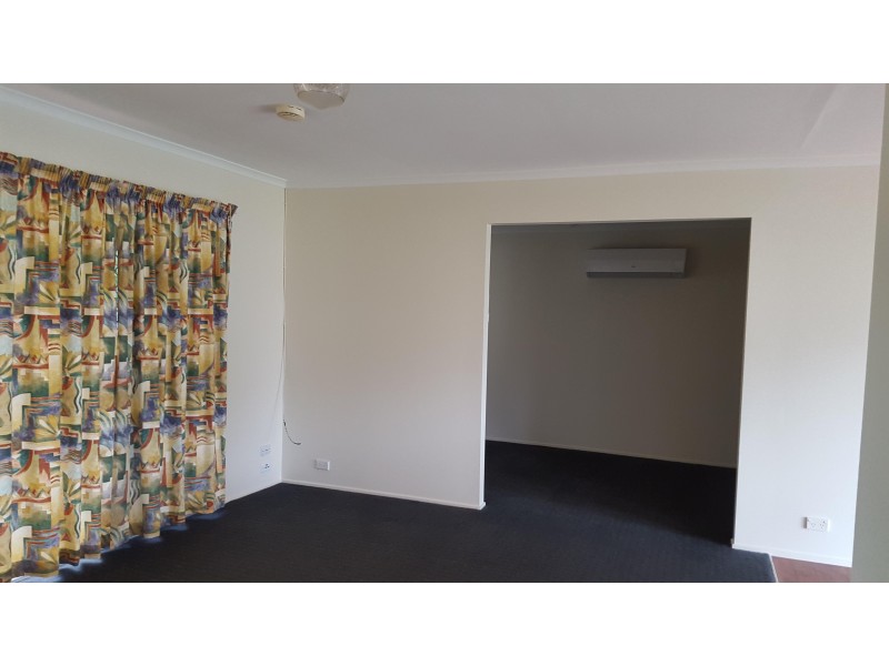 8 Vera Street, Redland Bay QLD 4165