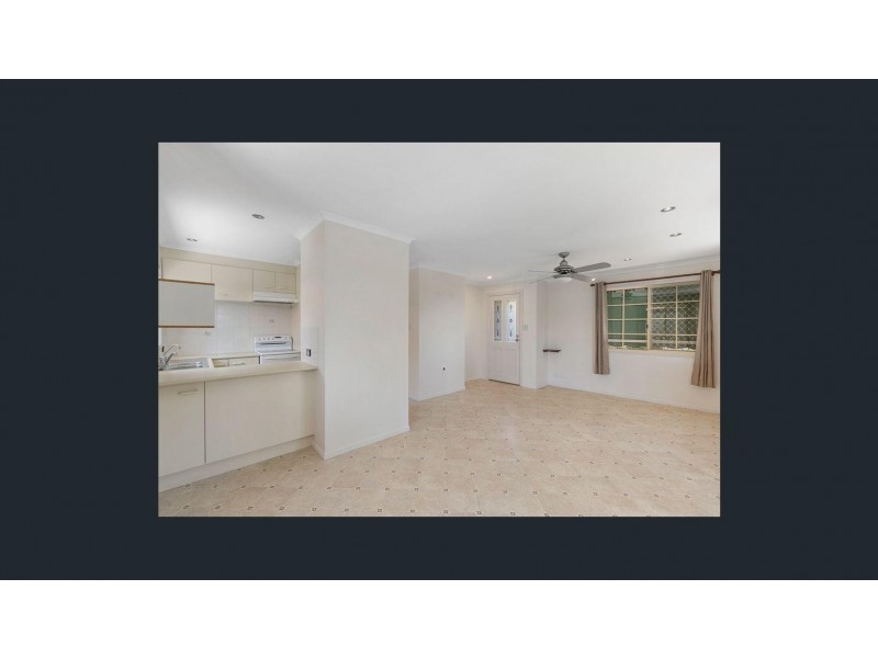 1/11-15 Myra Street, Birkdale QLD 4159