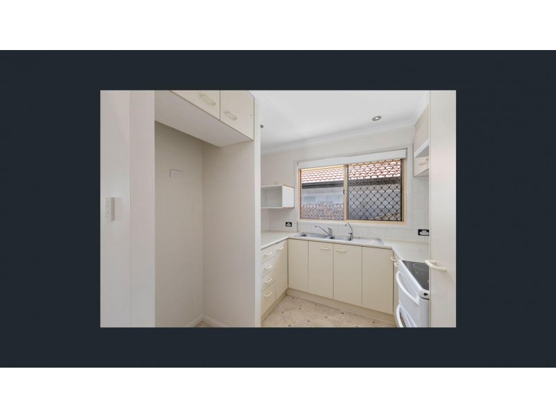 1/11-15 Myra Street, Birkdale QLD 4159