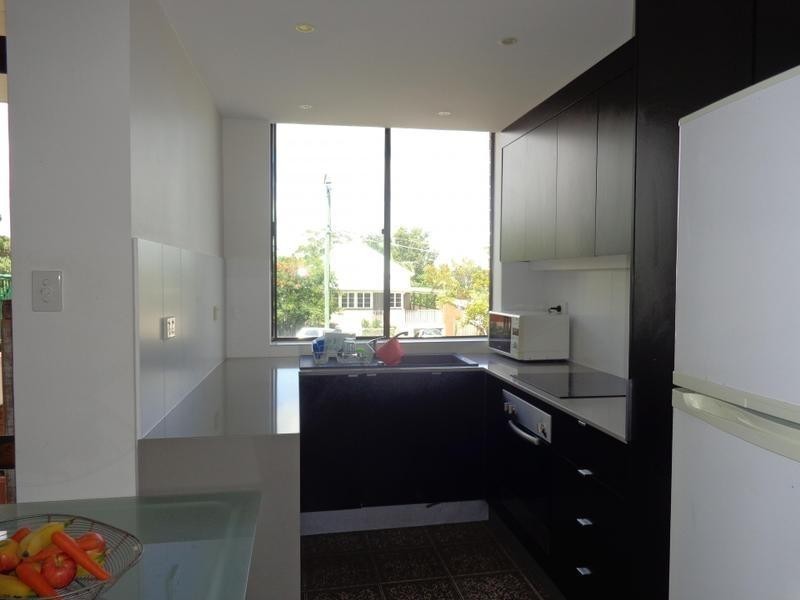 2/17 Ganges Street, West End QLD 4101