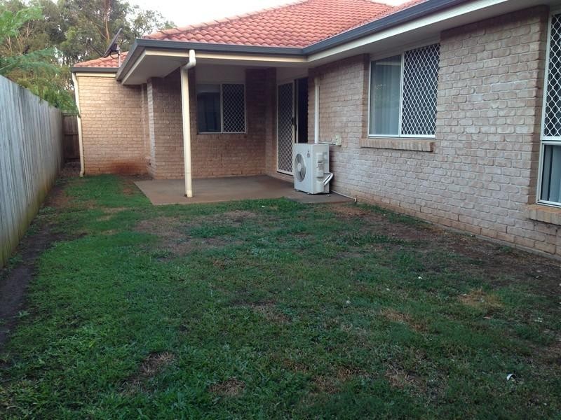 6 Green Place, Redland Bay QLD 4165