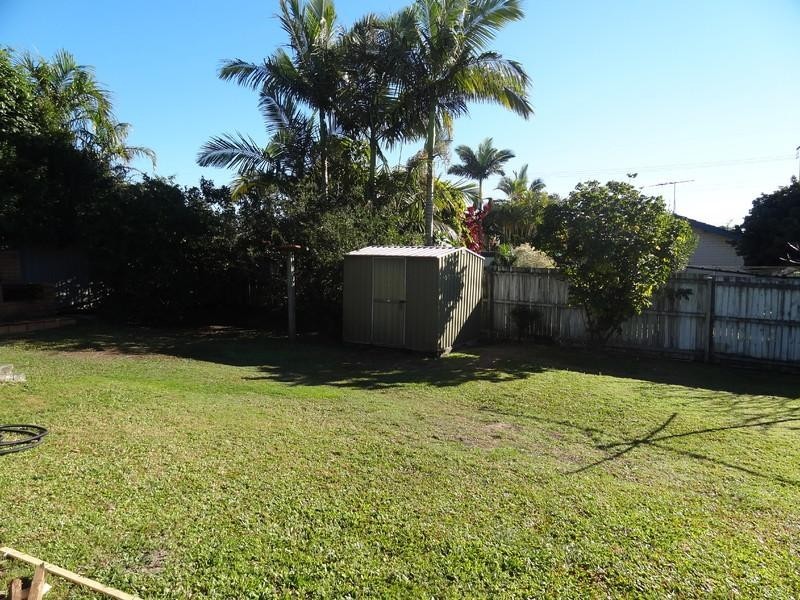 8 Sandpiper Street, Wellington Point QLD 4160