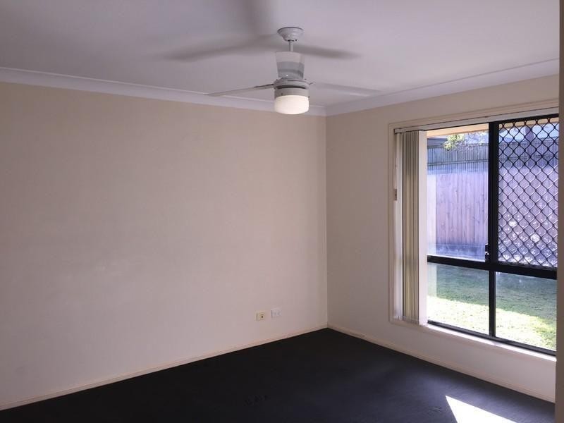 11 Larbonya Crescent, Capalaba QLD 4157