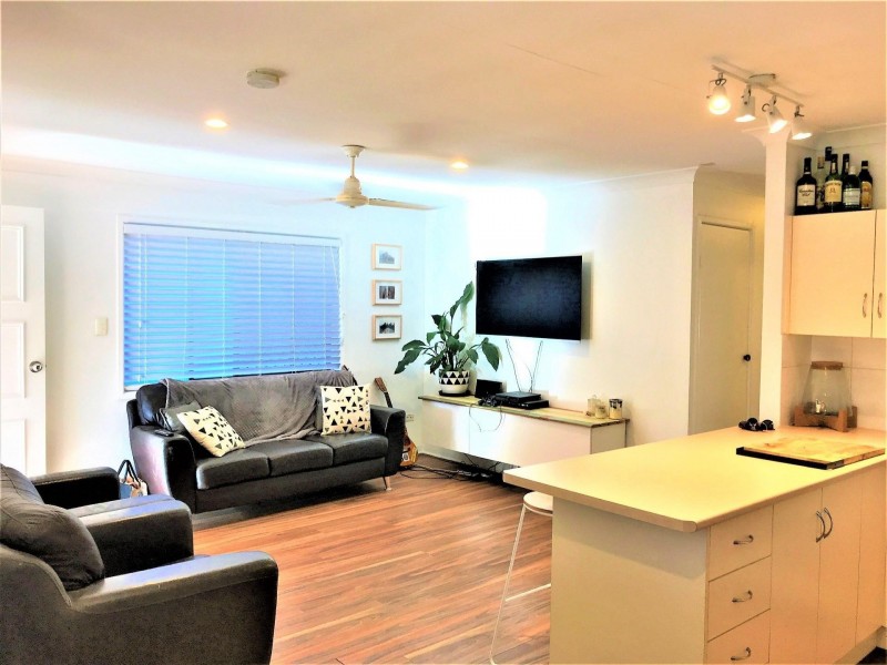 33 Thomas Street, Birkdale QLD 4159