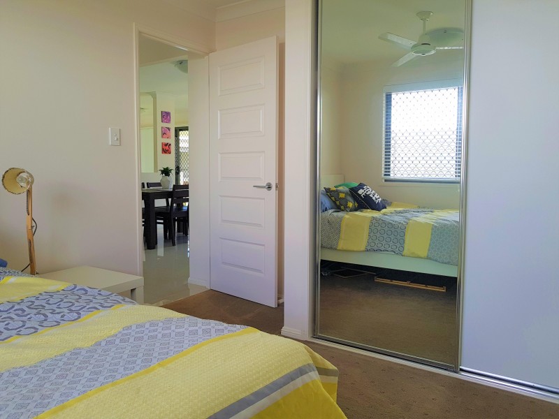 8 Leopard Place, Redland Bay QLD 4165