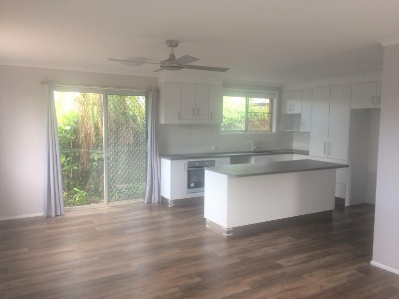 16 Rosella Street, Wellington Point QLD 4160