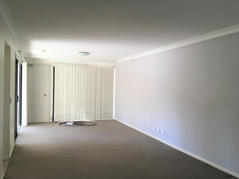 8/25 Pittwin Road North, Capalaba QLD 4157