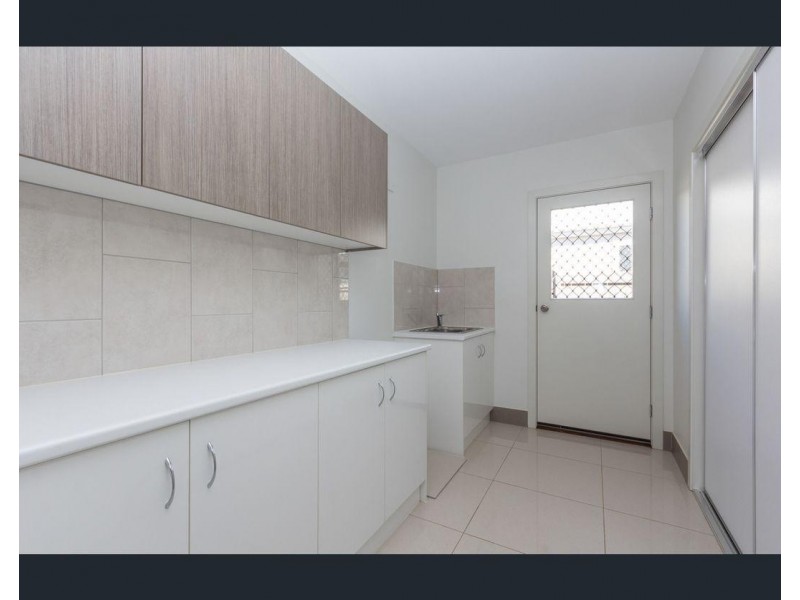 87 Bankswood Drive, Redland Bay QLD 4165