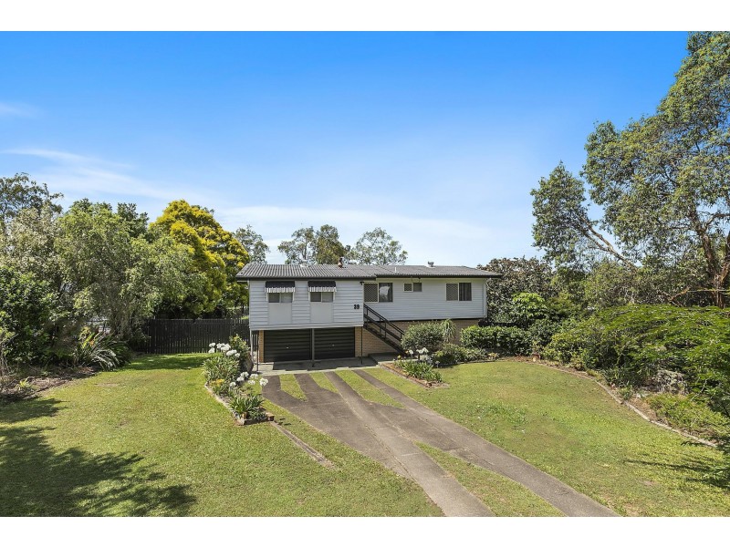 39 Larbonya Crescent, Capalaba QLD 4157