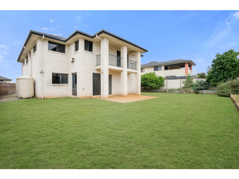 7 Baylink Drive, Redland Bay QLD 4165