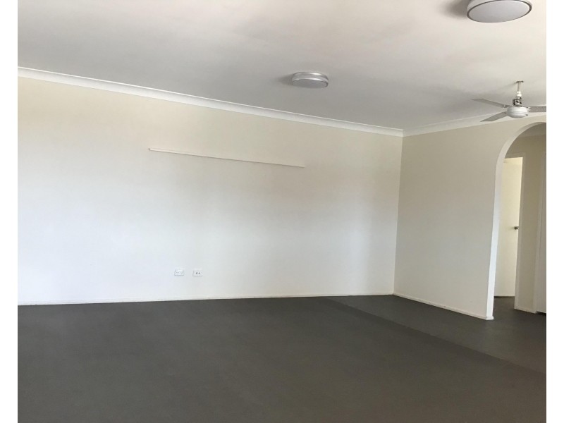 175 Redland Bay Road, Capalaba QLD 4157