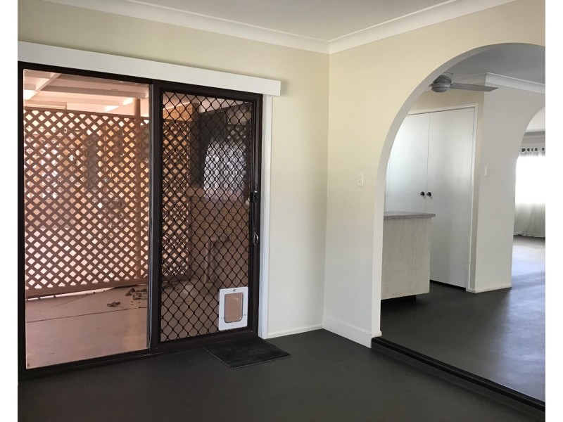 175 Redland Bay Road, Capalaba QLD 4157