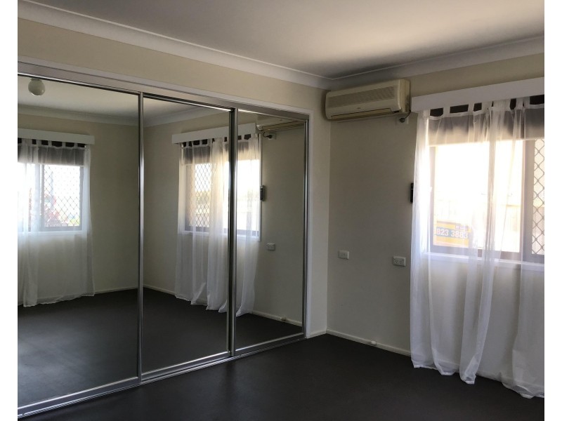 175 Redland Bay Road, Capalaba QLD 4157